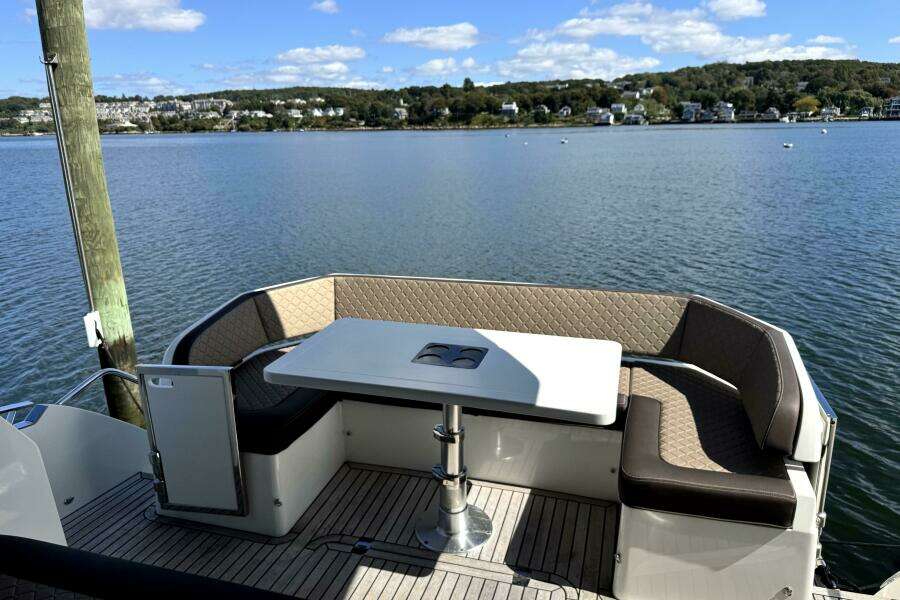 42ft Galeon Yacht For Sale