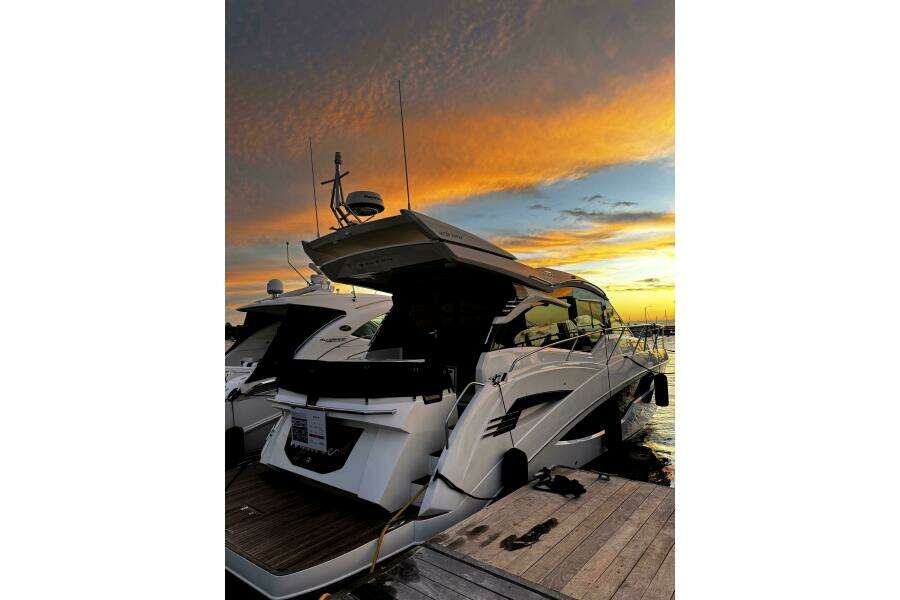 42ft Galeon Yacht For Sale