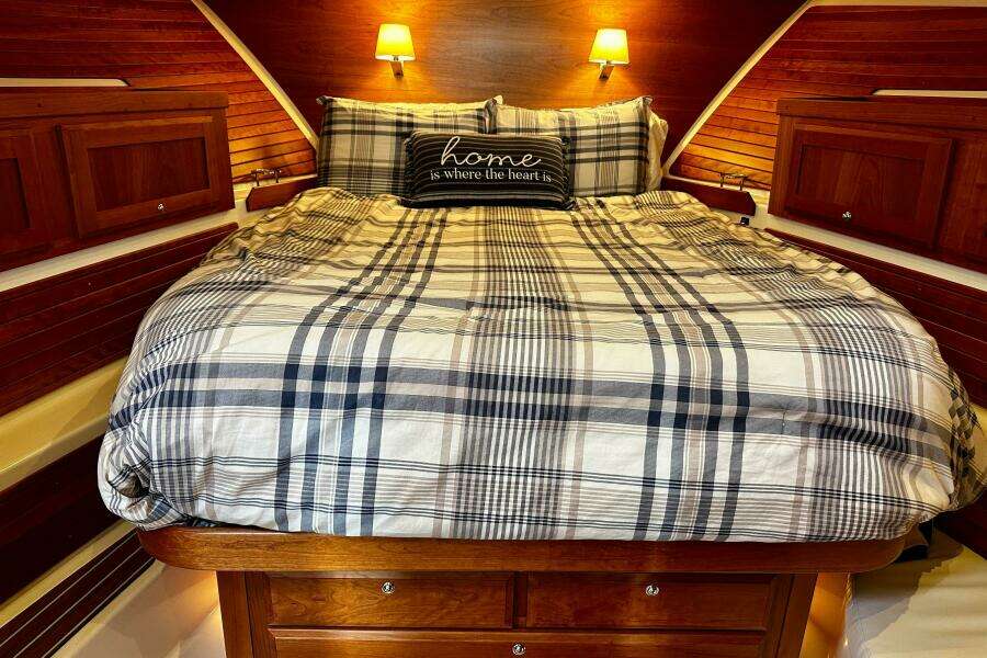 Sull Mates 37ft Back Cove Yacht For Sale