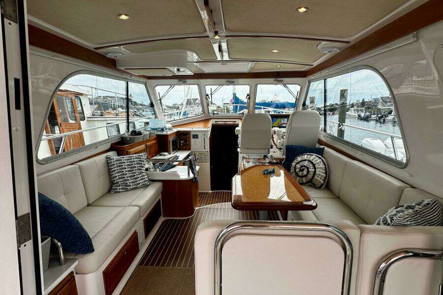 Sull Mates 37ft Back Cove Yacht For Sale