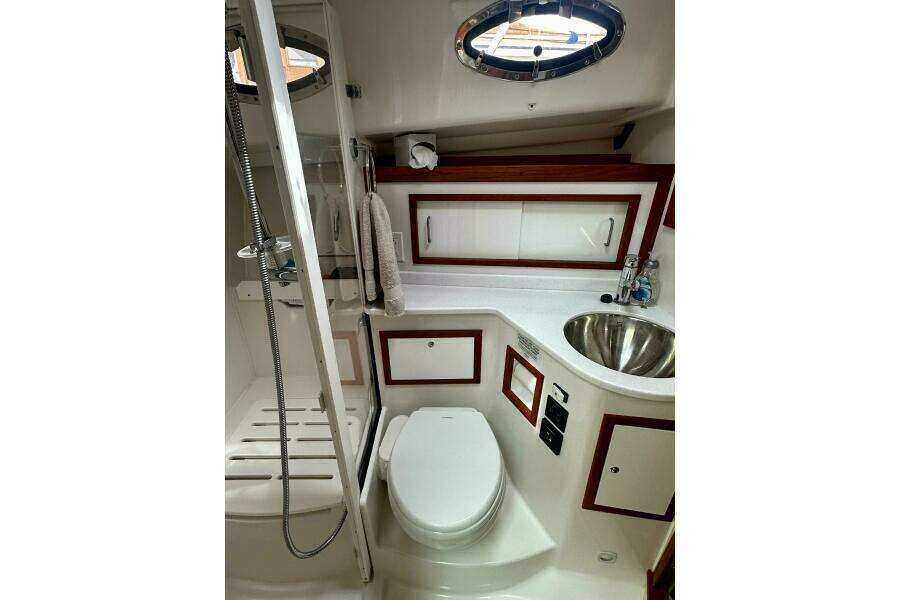 Sull Mates 37ft Back Cove Yacht For Sale