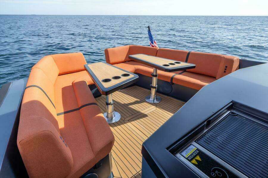 44ft Lekker Yacht For Sale