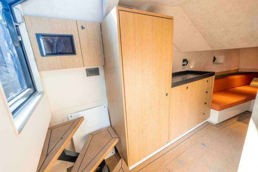44ft Lekker Yacht For Sale