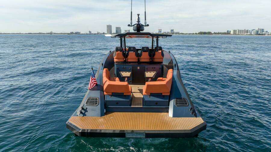 44ft Lekker Yacht For Sale