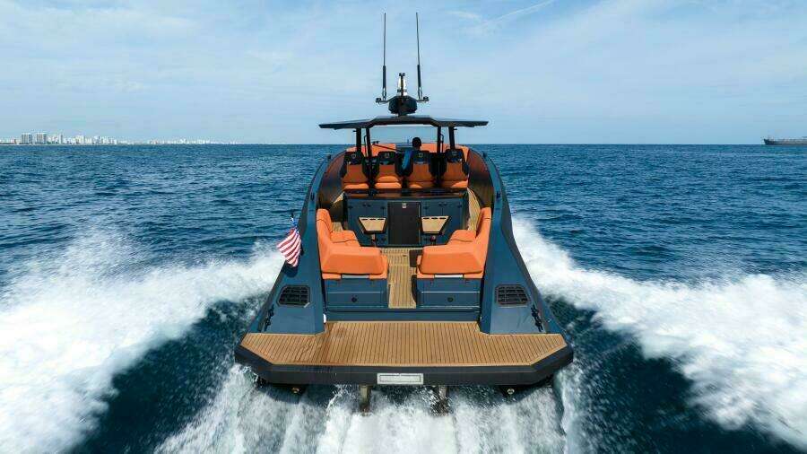 44ft Lekker Yacht For Sale