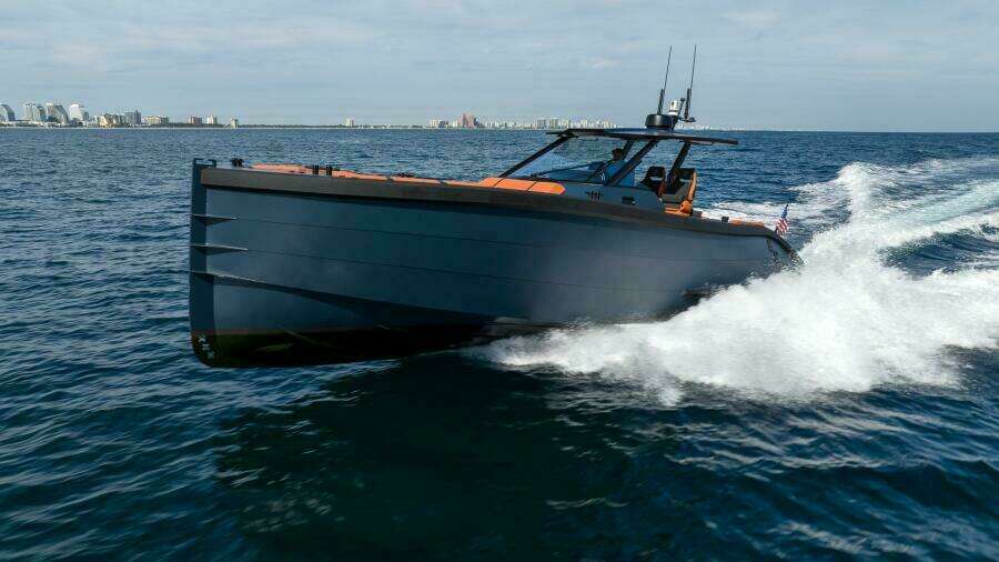 44ft Lekker Yacht For Sale