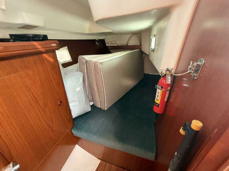 36ft Beneteau Yacht For Sale