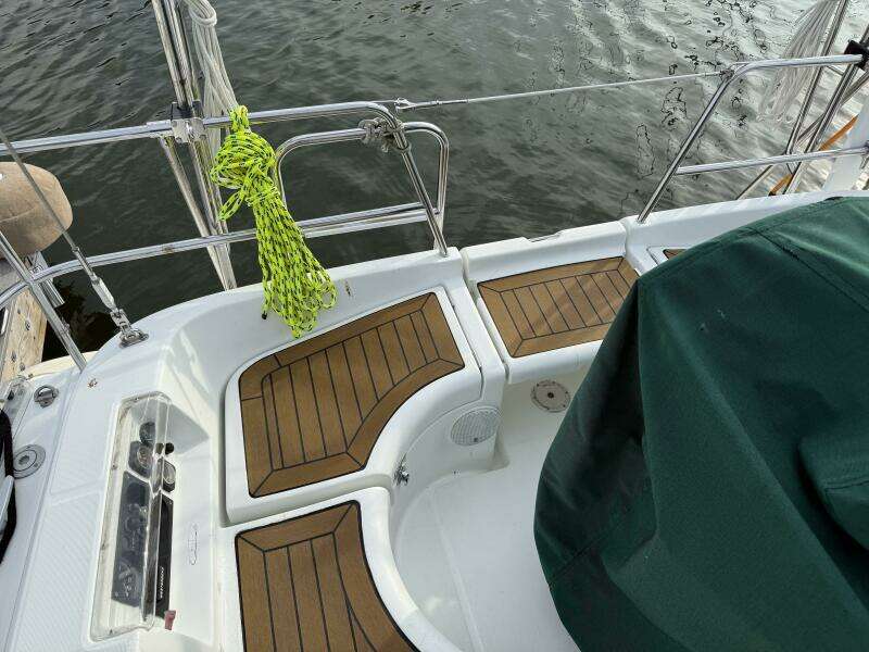 36ft Beneteau Yacht For Sale