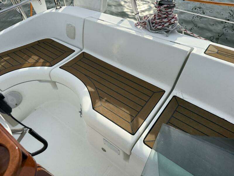 36ft Beneteau Yacht For Sale