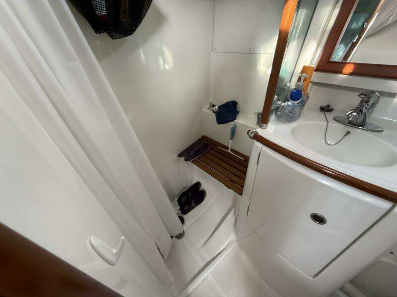 36ft Beneteau Yacht For Sale