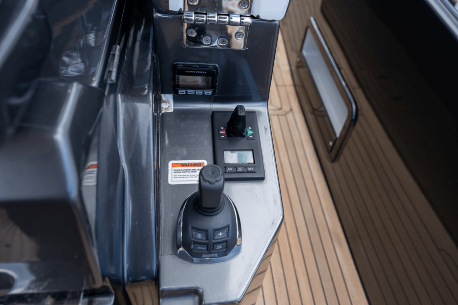70ft Azimut Yacht For Sale