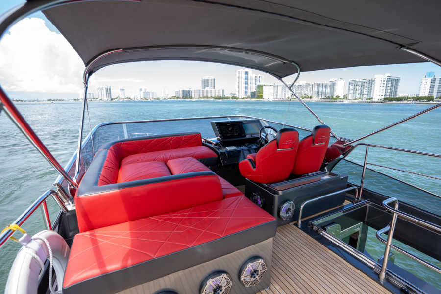 70ft Azimut Yacht For Sale