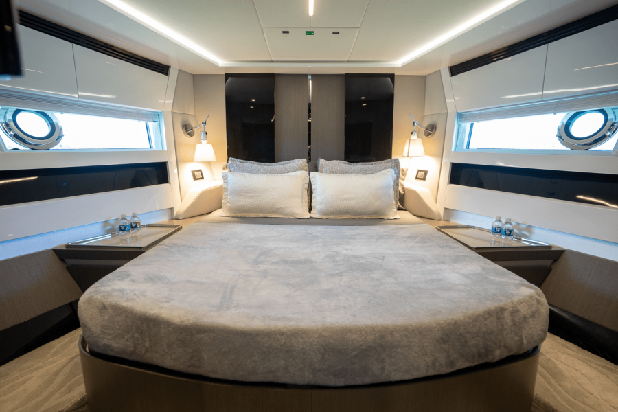 70ft Azimut Yacht For Sale