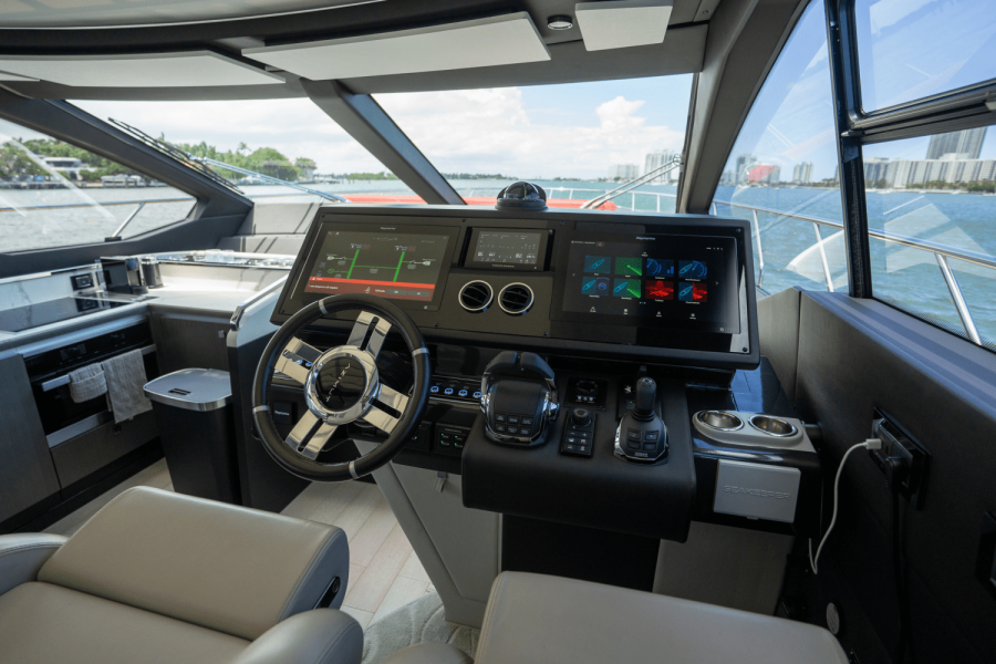 70ft Azimut Yacht For Sale