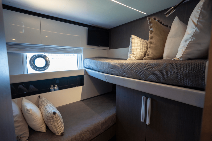 70ft Azimut Yacht For Sale
