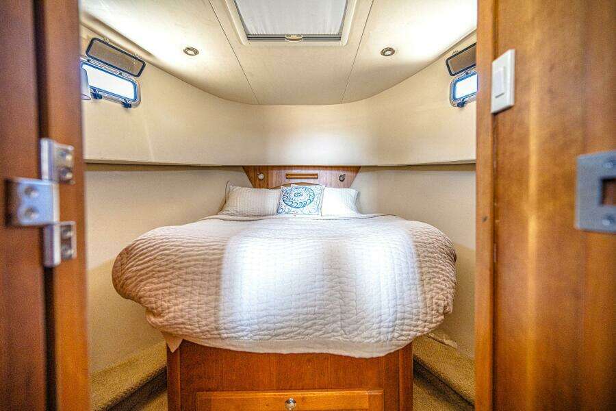 Coastal Fogg 34ft Mainship Yacht For Sale