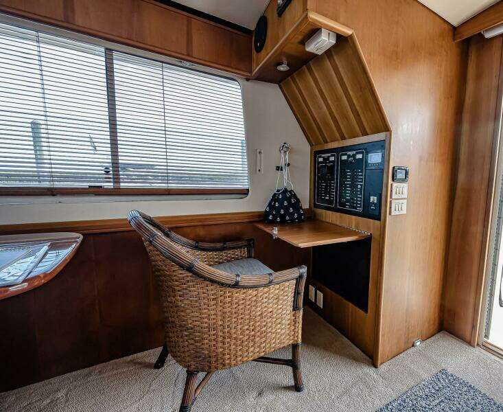 Coastal Fogg 34ft Mainship Yacht For Sale