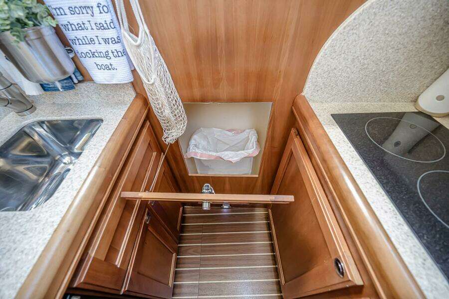 Coastal Fogg 34ft Mainship Yacht For Sale