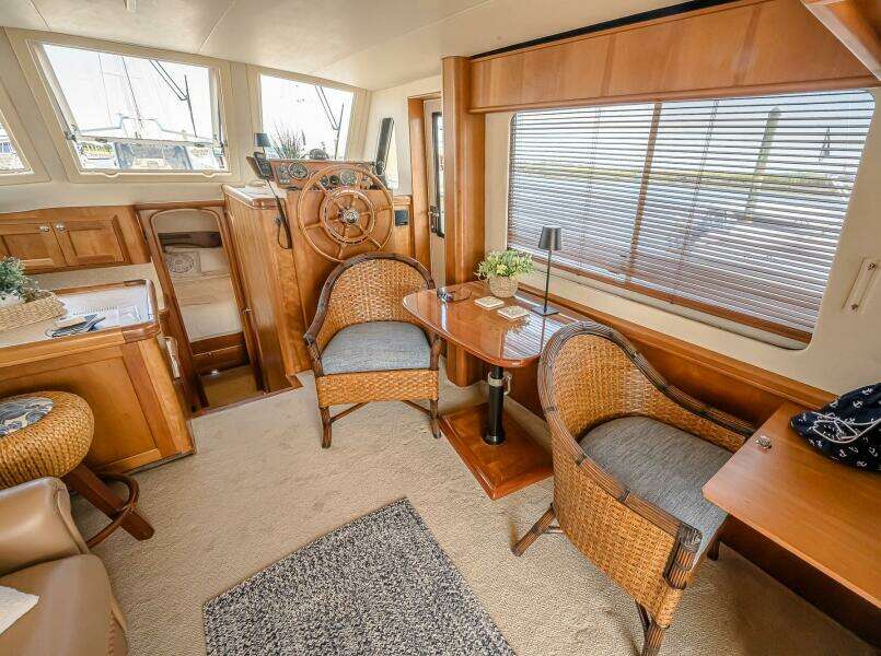 Coastal Fogg 34ft Mainship Yacht For Sale