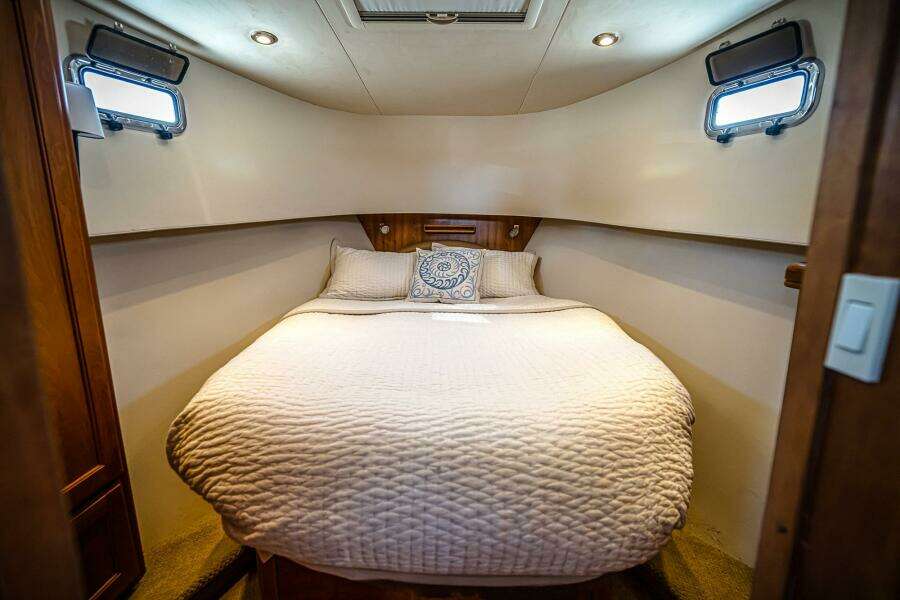Coastal Fogg 34ft Mainship Yacht For Sale