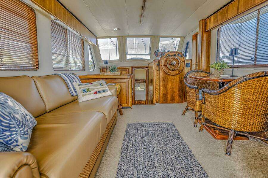 Coastal Fogg 34ft Mainship Yacht For Sale