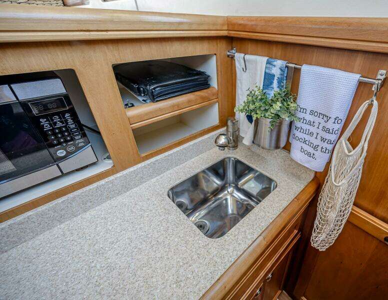 Coastal Fogg 34ft Mainship Yacht For Sale