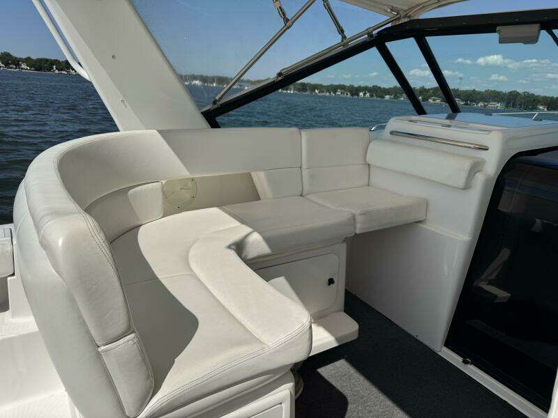 31ft Tiara Yachts Yacht For Sale