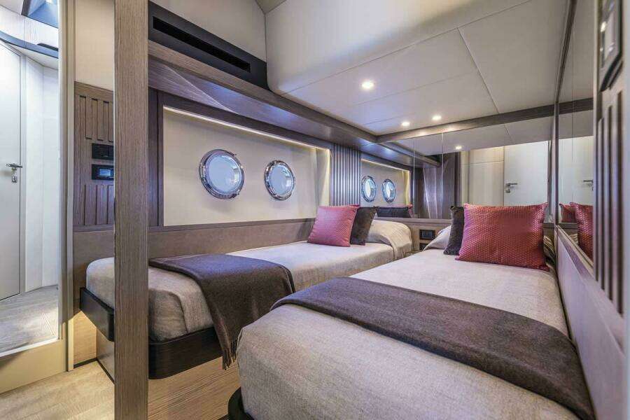 53ft Absolute Yacht For Sale