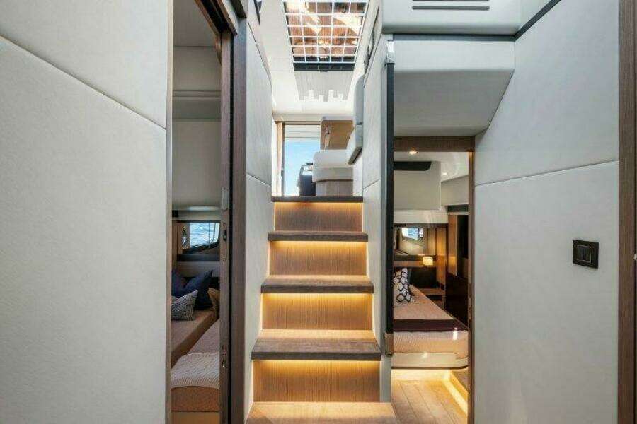 48ft Absolute Yacht For Sale
