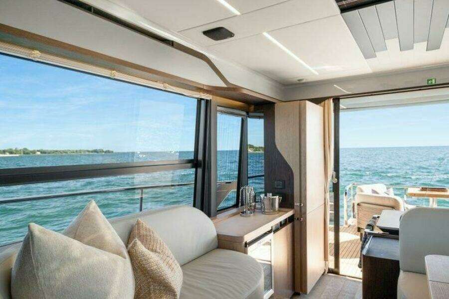 48ft Absolute Yacht For Sale
