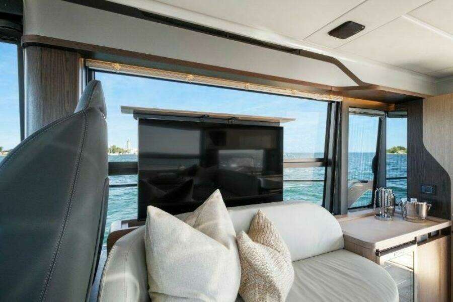 48ft Absolute Yacht For Sale