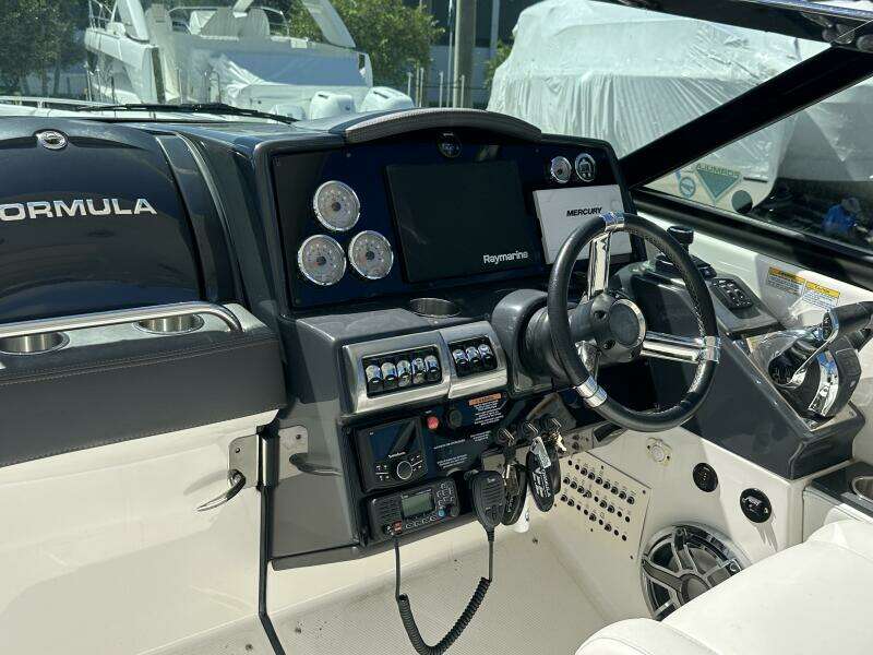 35ft Formula Yacht For Sale