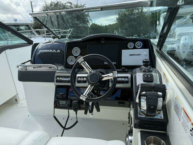 35ft Formula Yacht For Sale