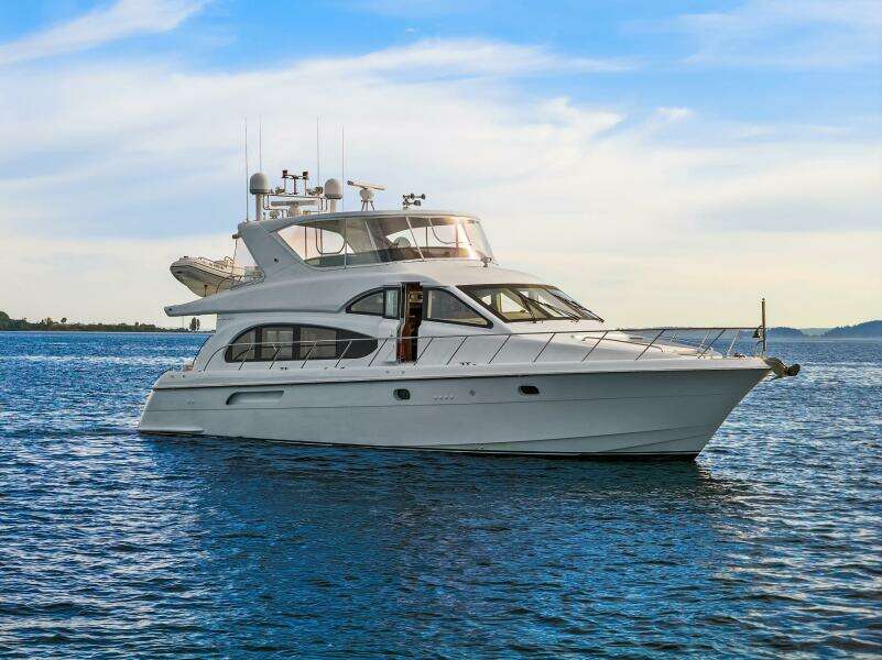 BELLISSIMO 63ft Hatteras Yacht For Sale