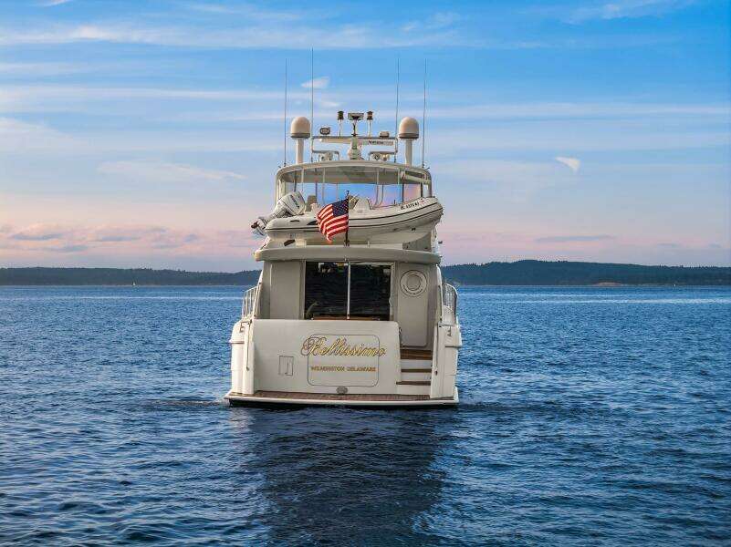 BELLISSIMO 63ft Hatteras Yacht For Sale
