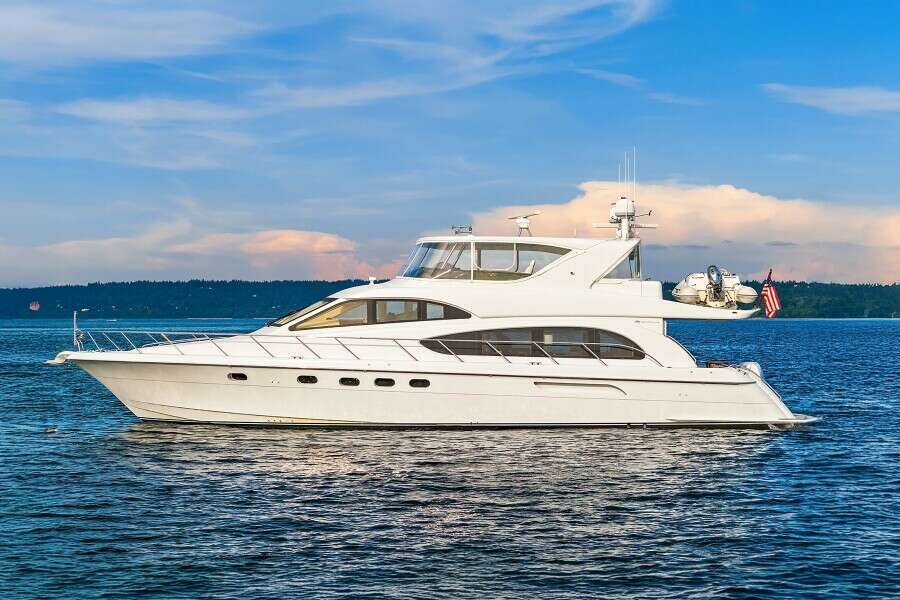 BELLISSIMO 63ft Hatteras Yacht For Sale