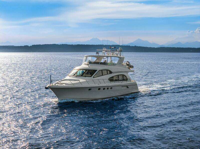 BELLISSIMO 63ft Hatteras Yacht For Sale