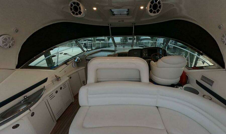 44ft Sea Ray Yacht For Sale