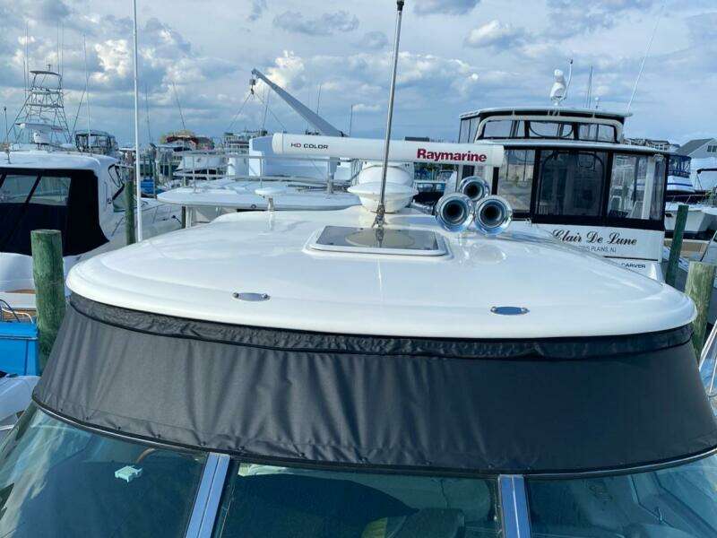 44ft Sea Ray Yacht For Sale