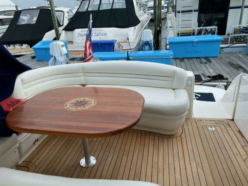 44ft Sea Ray Yacht For Sale