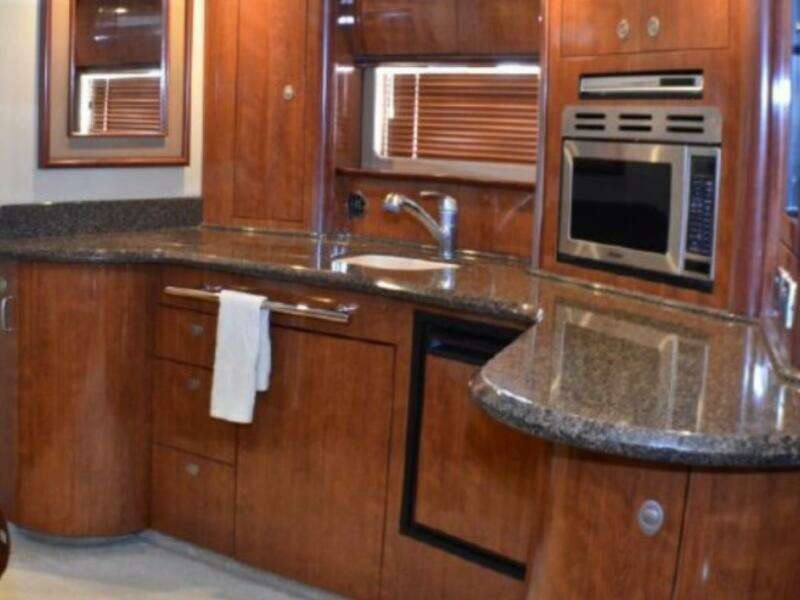 44ft Sea Ray Yacht For Sale