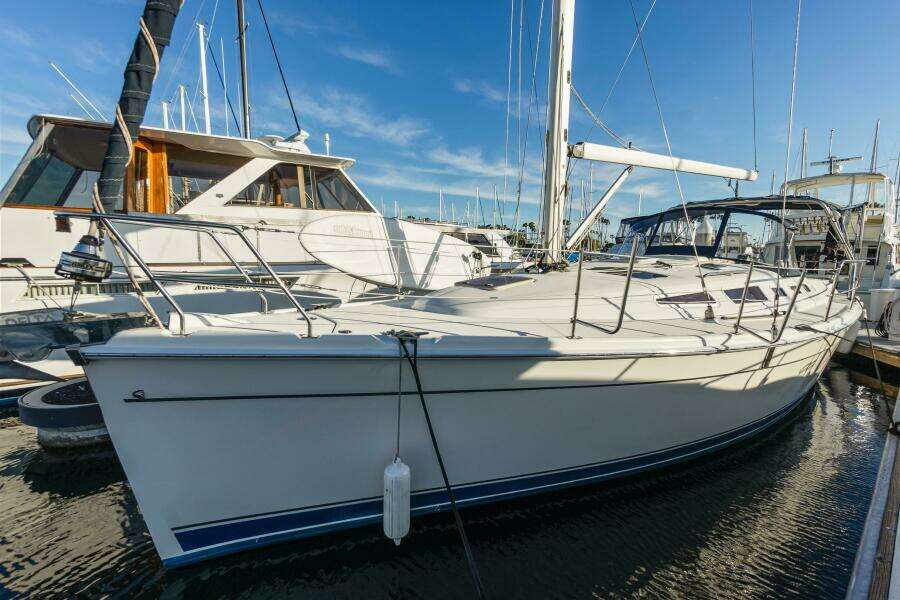 Plan Sea  38ft Hunter Yacht For Sale