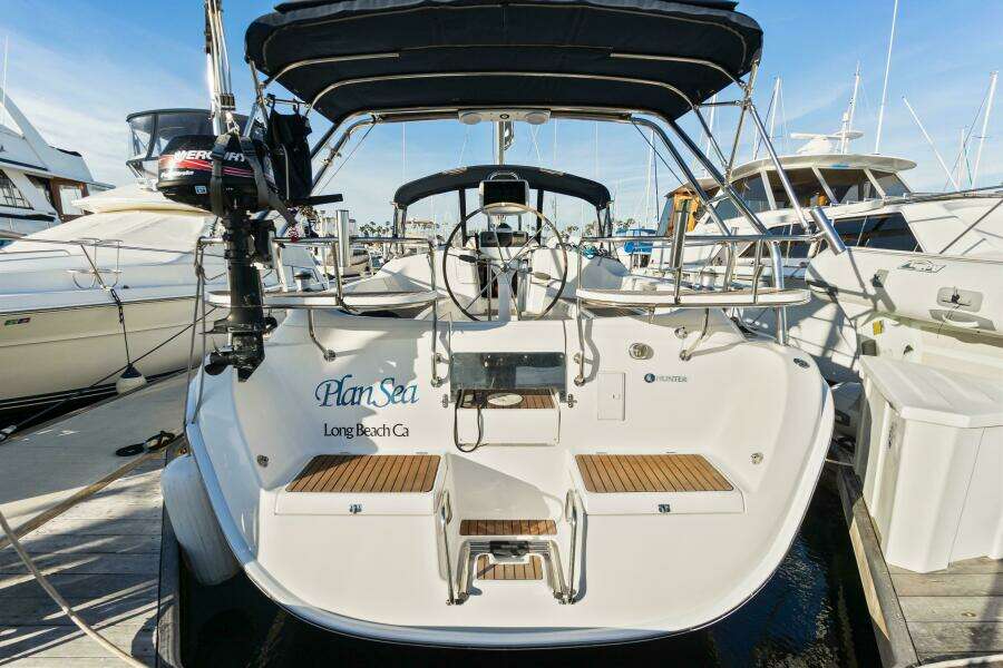 Plan Sea  38ft Hunter Yacht For Sale