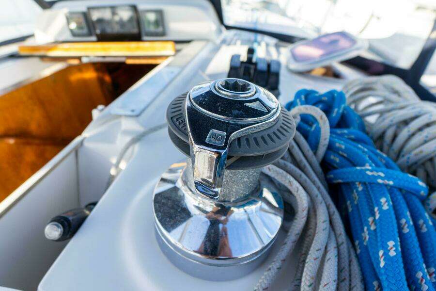 Plan Sea  38ft Hunter Yacht For Sale