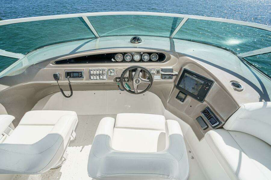 45ft Carver Yacht For Sale