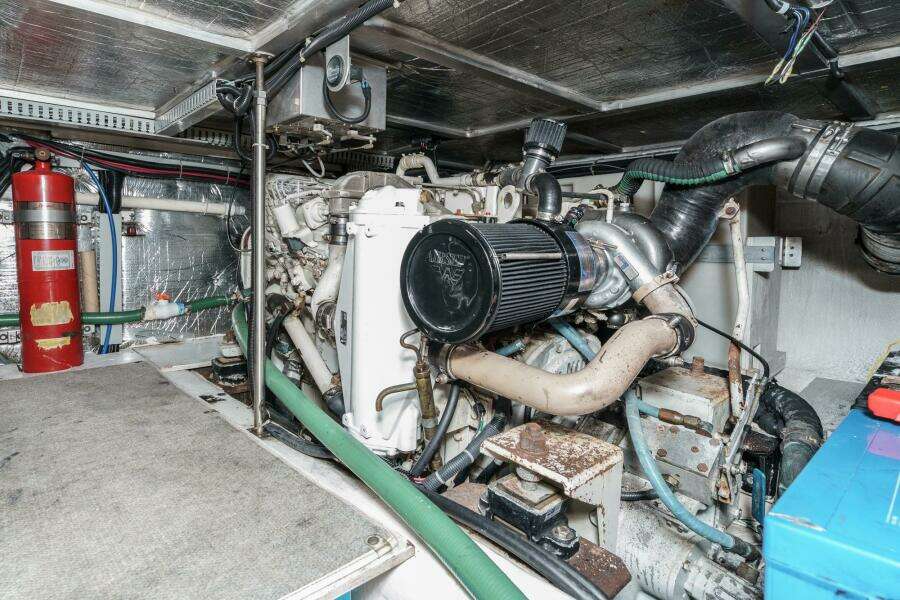 45ft Carver Yacht For Sale