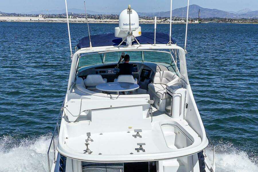 45ft Carver Yacht For Sale