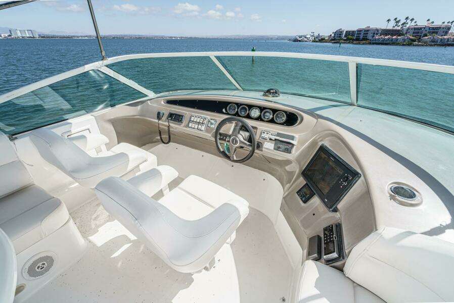 45ft Carver Yacht For Sale