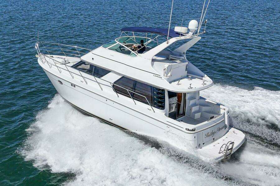 45ft Carver Yacht For Sale