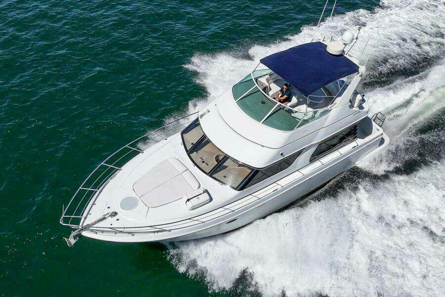 45ft Carver Yacht For Sale
